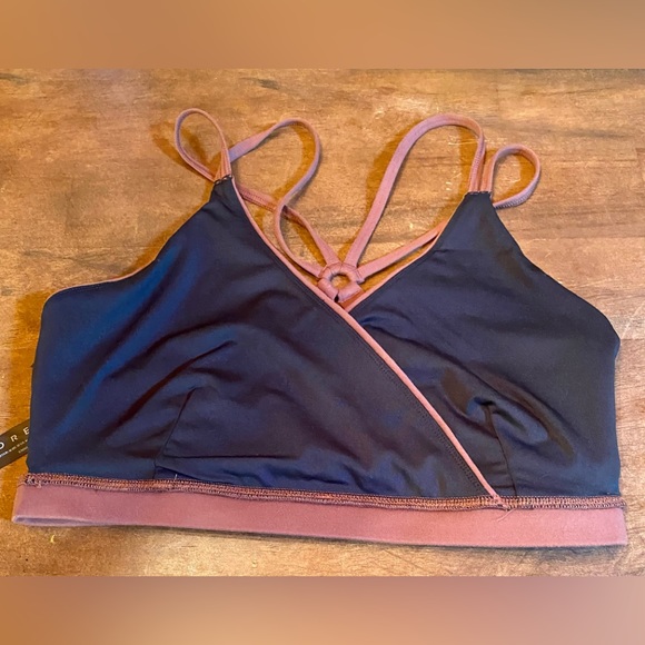 ✨Core 10 Spectrum Studio Strappy Back Light Support Yoga Sports Bra✨ NWT - Picture 8 of 16